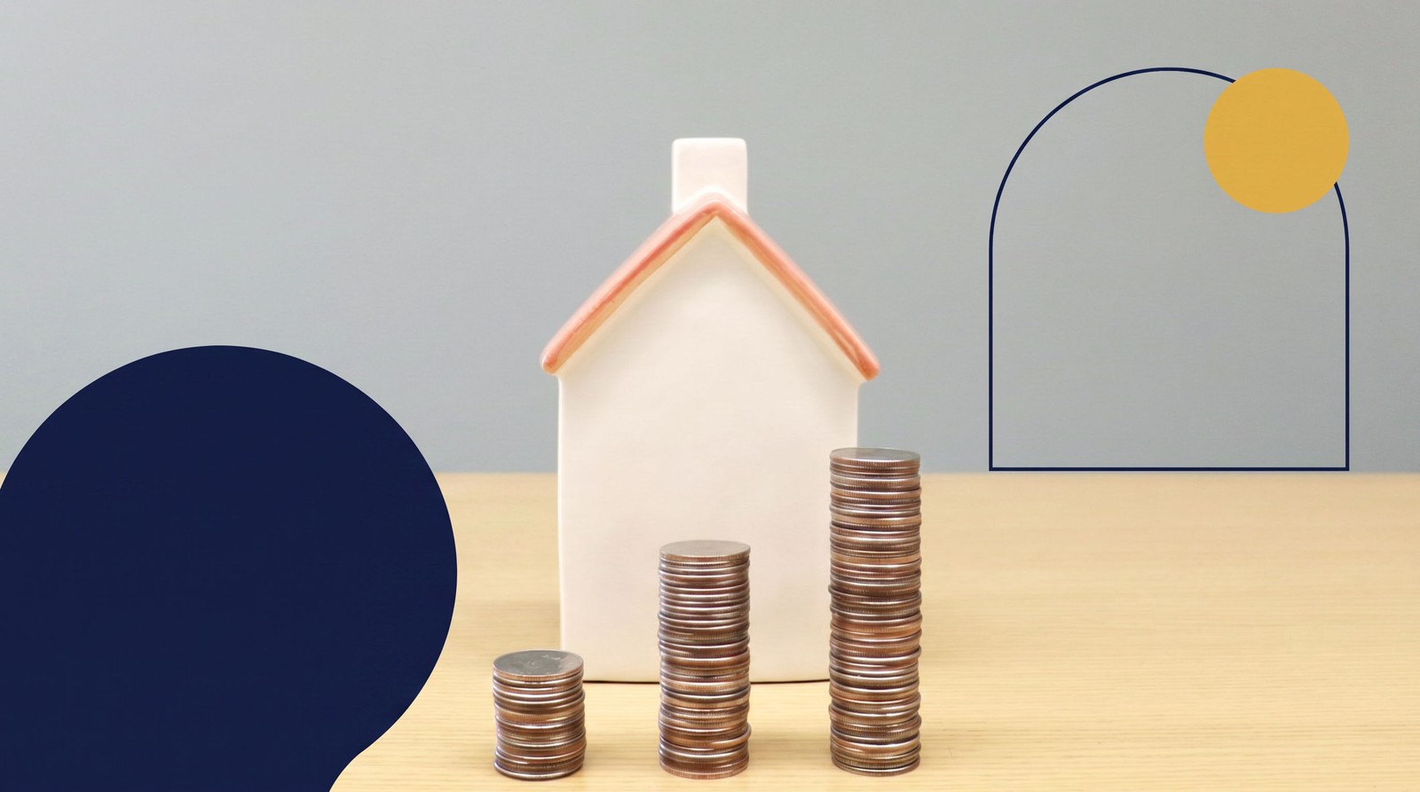A small house model beside three ascending stacks of coins, illustrating Ontario's tiered minimum down payment.