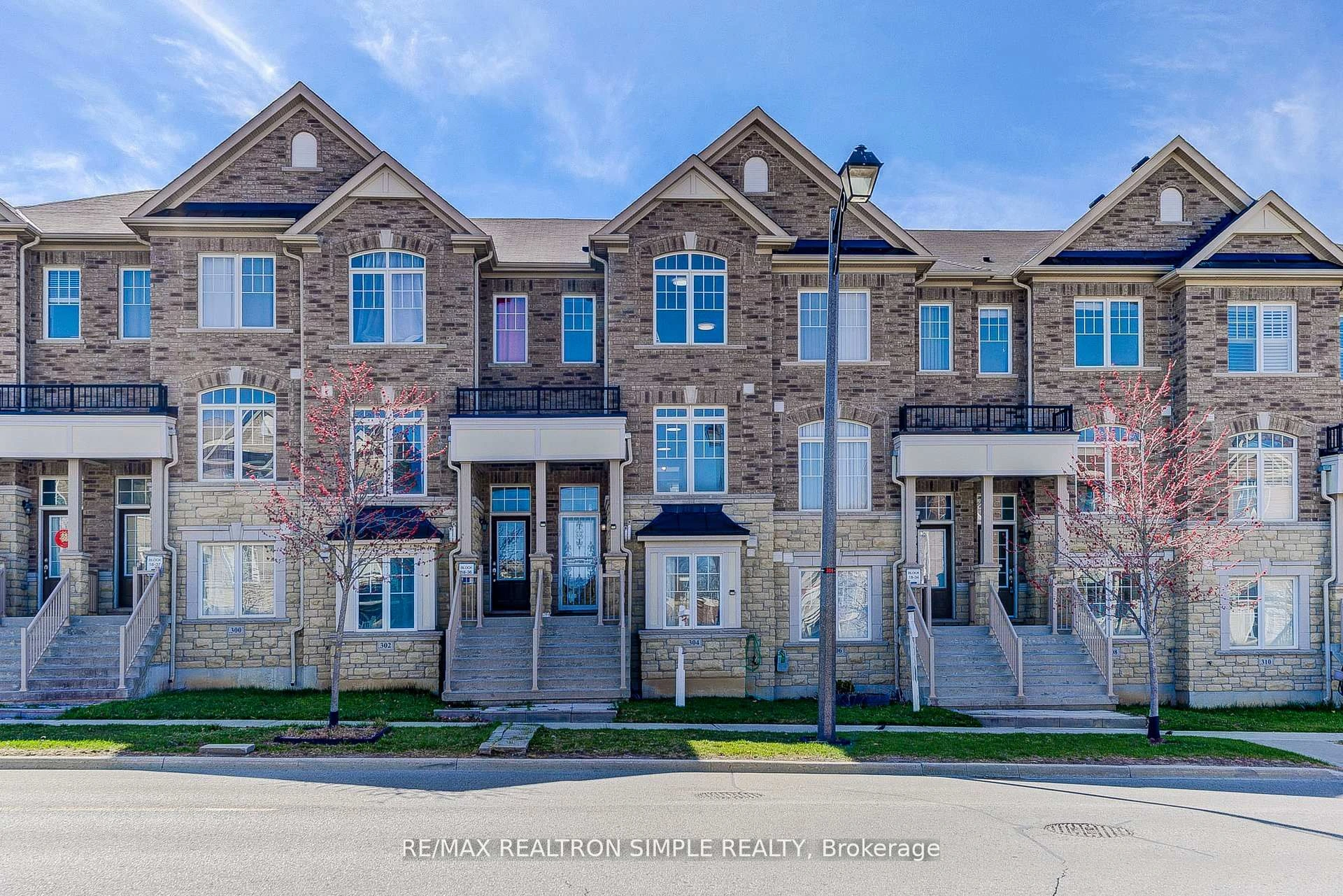 304 Delray Dr, Markham