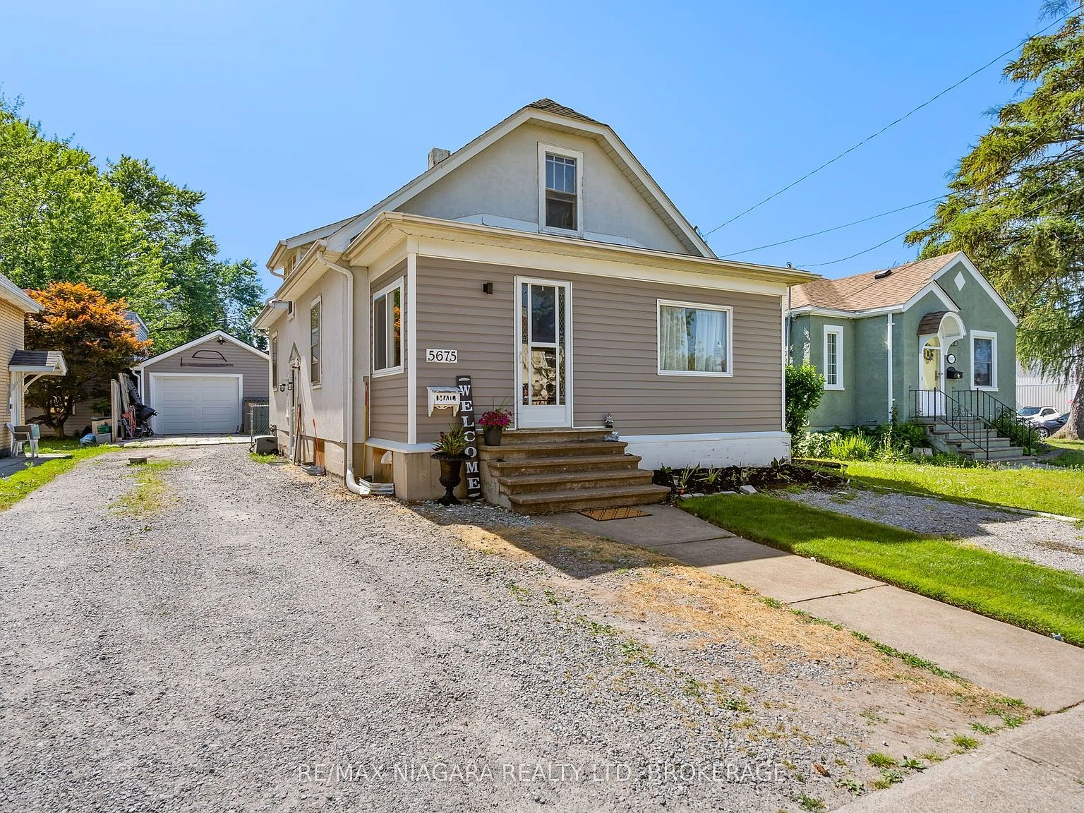 567 Temperance Ave, Niagara